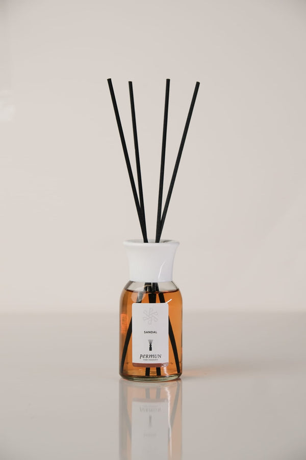 Difuzor de cameră cu bețișoare parfumate Santal 110ml